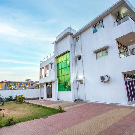 Empyrean Stay Ll 6Bhk Ll Royal Bramha Palace Ll Pvt Pool Ll Лонавала Экстерьер фото