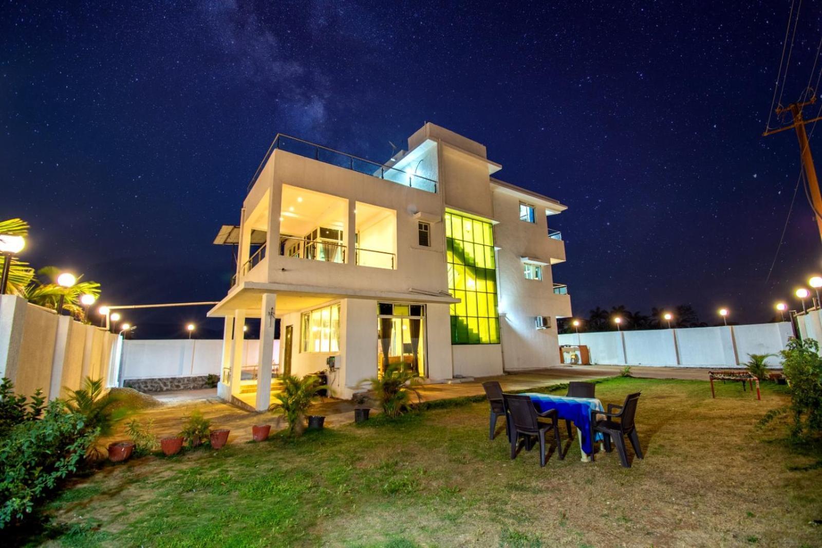 Empyrean Stay Ll 6Bhk Ll Royal Bramha Palace Ll Pvt Pool Ll Лонавала Экстерьер фото