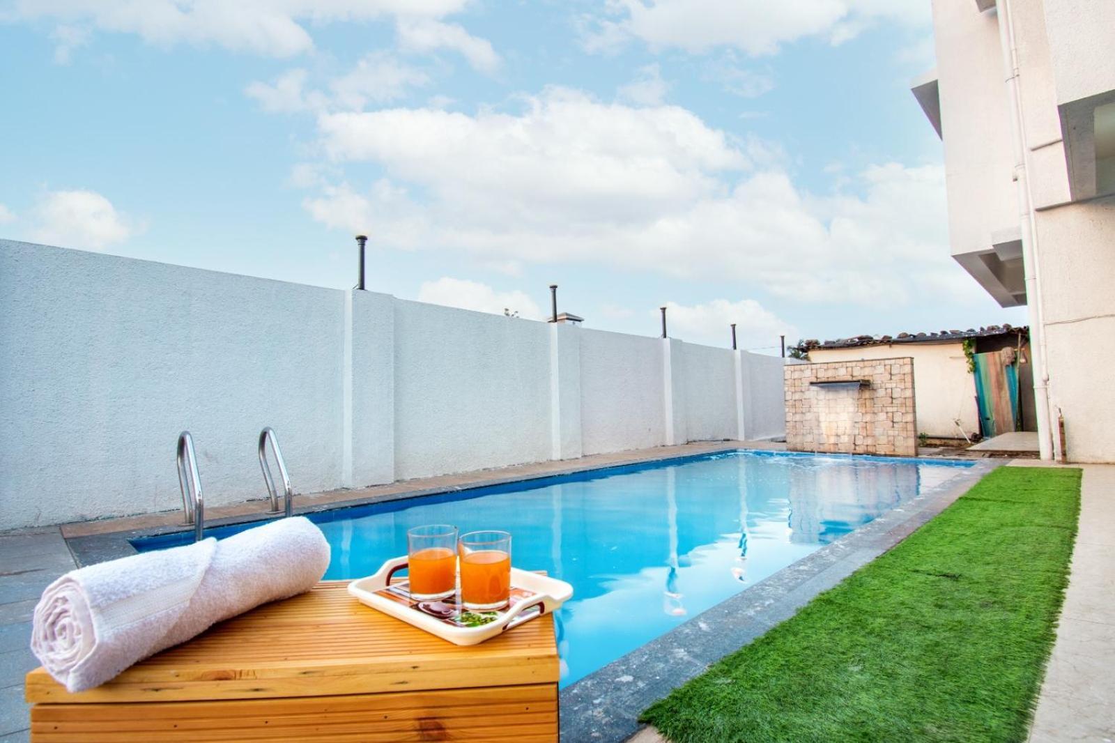 Empyrean Stay Ll 6Bhk Ll Royal Bramha Palace Ll Pvt Pool Ll Лонавала Экстерьер фото